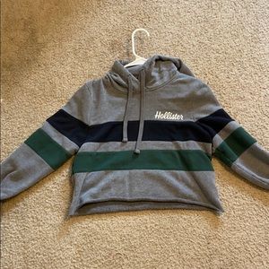 HOLLISTER  Cropped Hoodie